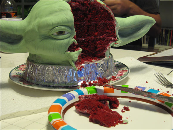 Un gâteau Yoda ultra réaliste - pour alien-nivore