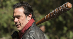 Negan (Jeffrey Dean Morgan) - The Walking Dead Saison 7 Épisode 16 - Photo: Gene Page/AMC