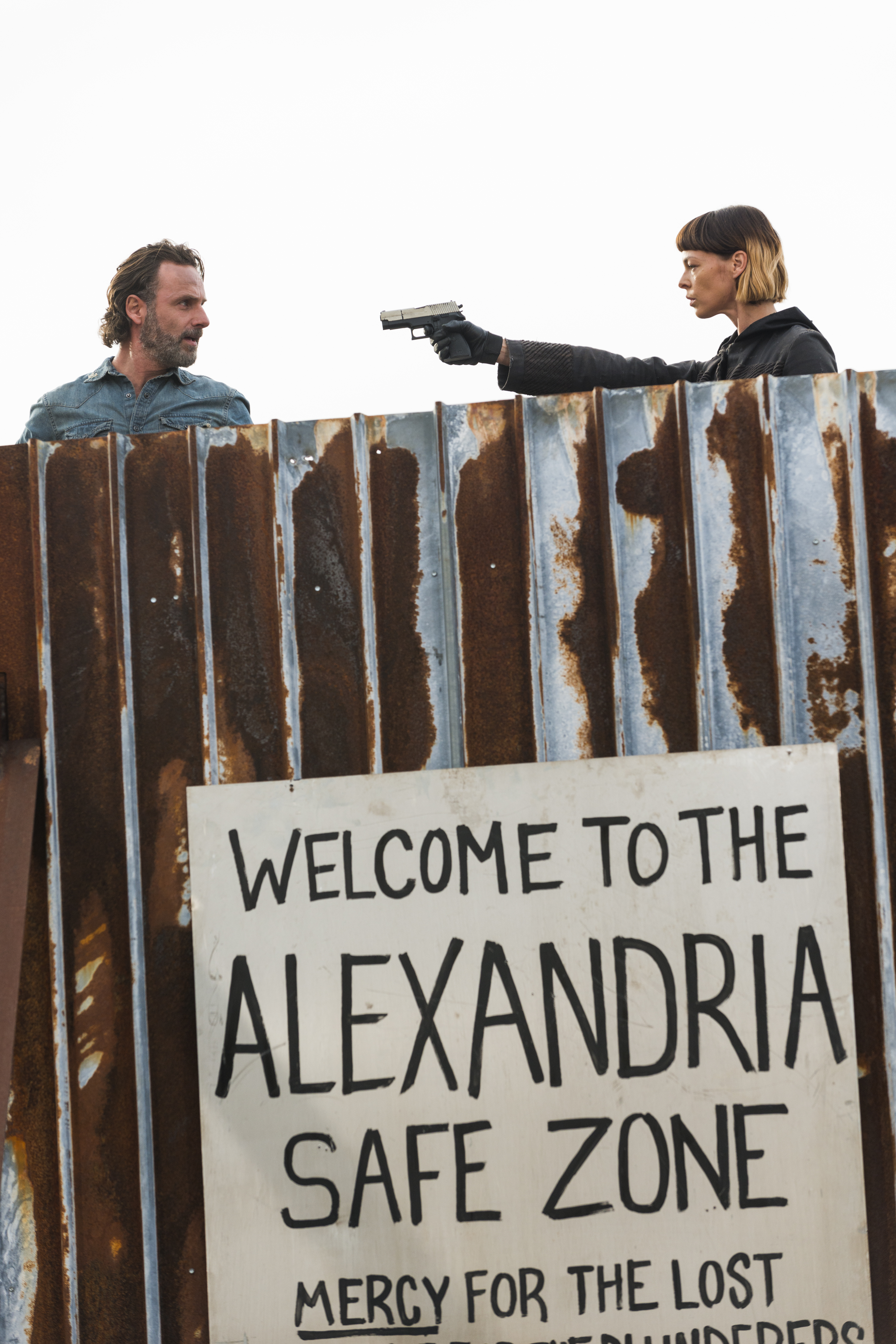 Rick Grimes (Andrew Lincoln), Jadis (Pollyanna McIntosh) - The Walking Dead Saison 7 Épisode 16 - Photo: Gene Page/AMC