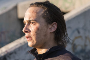 Nick Clark (Frank Dillane) - Fear the Walking Dead Saison 3 Épisode 1 - Photo: Michael Desmond/AMC