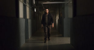 Dr. Carson (R. Keith Harris), Dr. Eugene Porter (Josh McDermitt) - The Walking Dead Saison 8 Épisode 7 - Photo : Gene Page/AMC