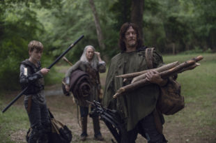 Henry (Matt Lintz), Daryl Dixon (Norman Reedus) et Carol Peletier (Melissa McBride) ont bien peu à faire durant cet épisode - The Walking Dead Saison 9 Épisode 7 - Crédit Photo: Gene Page/AMC