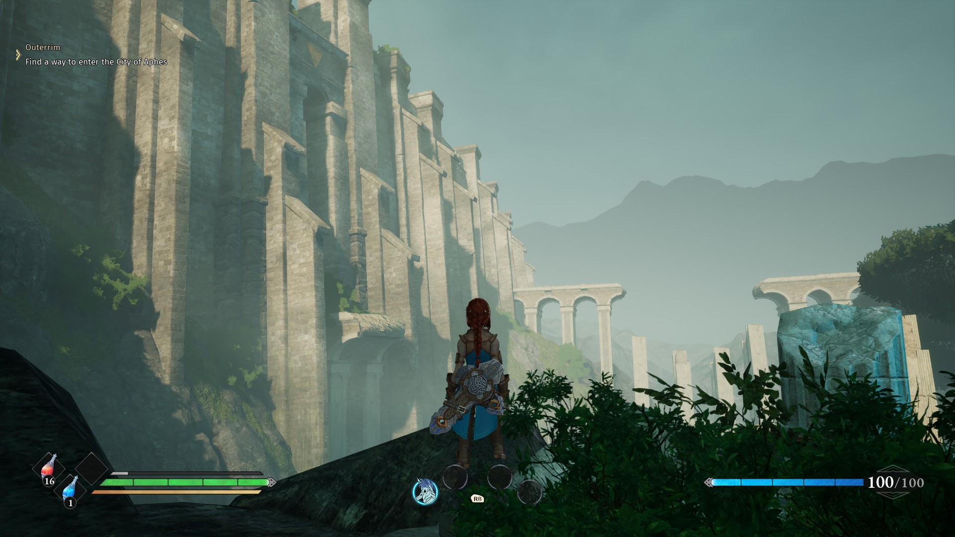 Les environnements du jeu sont souvent colossaux, comme cette vue sur les remparts de la ville